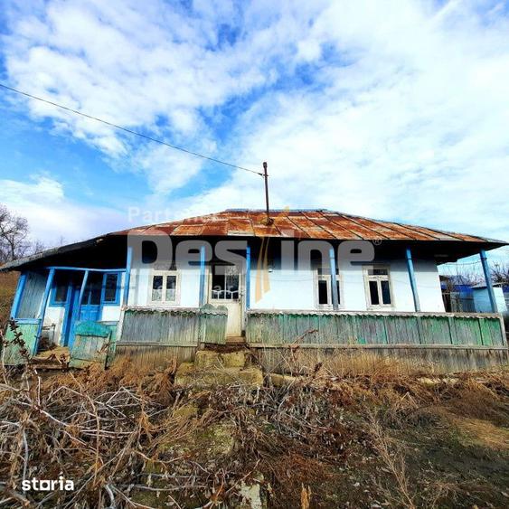 Casă cu 2 camere cu Teren 1628 Mp în Dănești