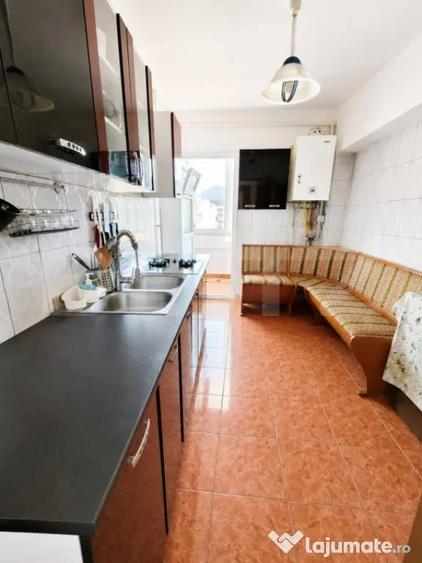 Apartament 3 camere, 68 mp, zona Astra - 5