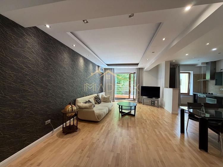Apartament cu 3 camere decomandat, mobilat în Herăstrău