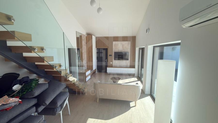 Casă individuală cu 6 camere cu Piscina în Cârcea