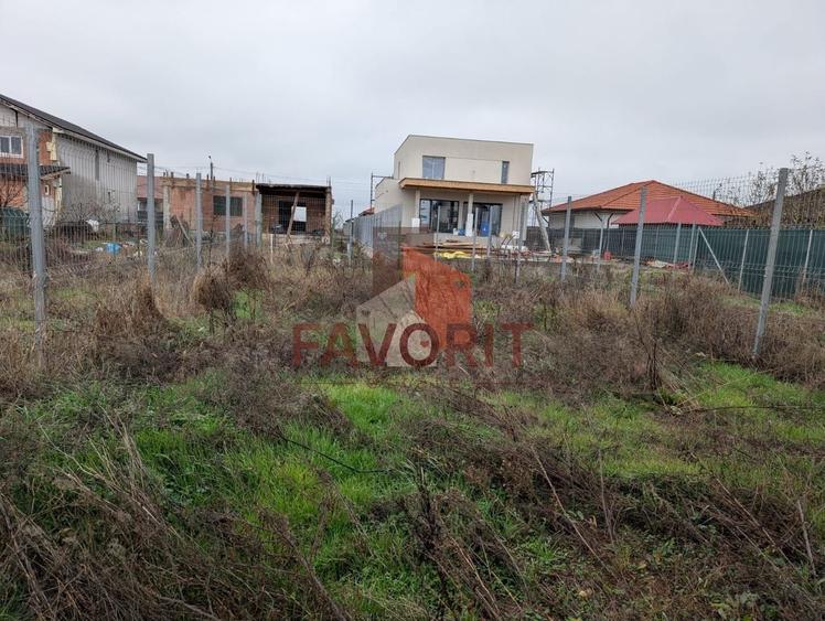 Duplex cu 3 camere cu Canalizare în Sânandrei