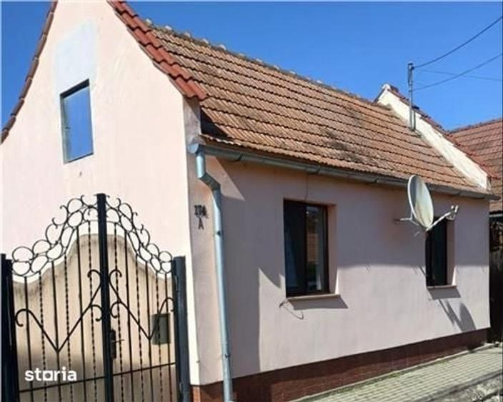 Casă cu 4 camere cu Teren 80 Mp în Șura Mare
