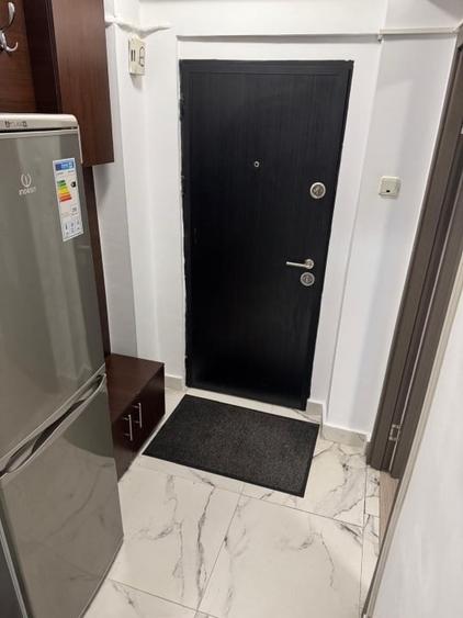 Apartament cu 2 camere semidecomandat în Domenii