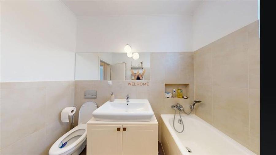 Apartament cu 3 camere decomandat, mobilat în Șelimbăr