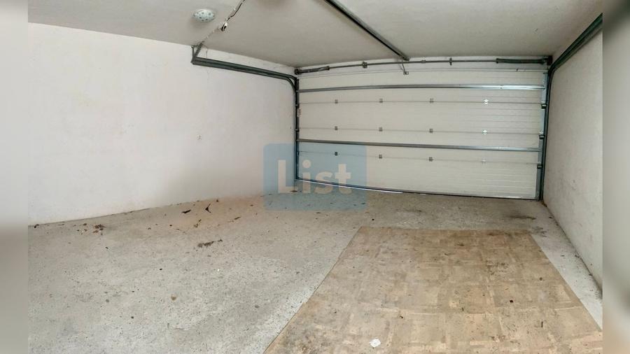 Apartament cu 3 camere semidecomandat, mobilat în Zorilor