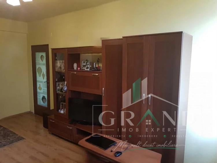 Apartament cu 2 camere semidecomandat în Semicentral