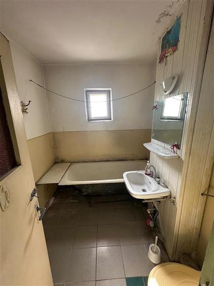 Apartament cu 2 camere decomandat în Nicolina