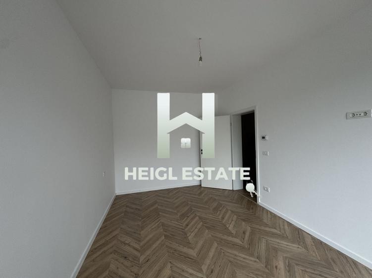 Duplex cu 5 camere cu Canalizare în Dumbrăvița