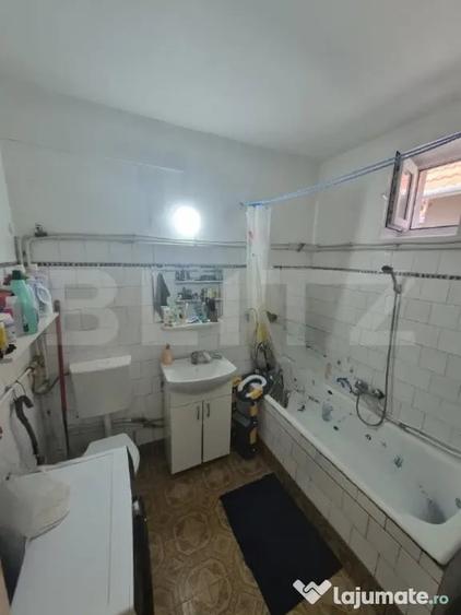 Casă cu 3 camere cu Teren 677 Mp în Central