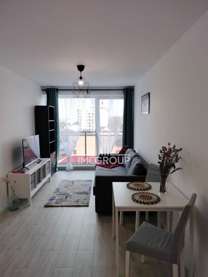 Apartament cu 2 camere semidecomandat, mobilat în Central