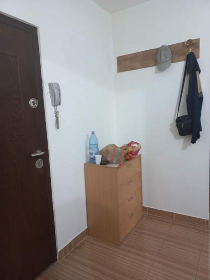 Apartament decomandat mobilat-utilat - 4