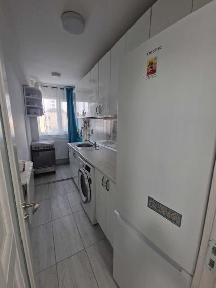 Garsonieră decomandată în Micro 3
