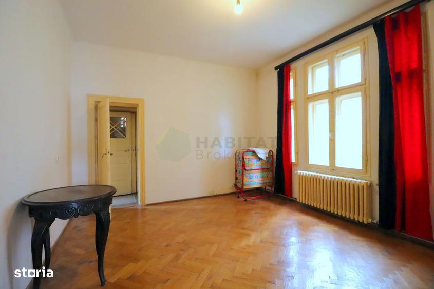 Apartament cu 3 camere în Centrul Civic