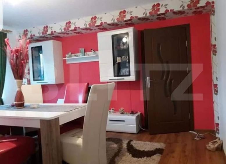 Apartament cu 2 camere decomandat, mobilat în Câmpia Turzii