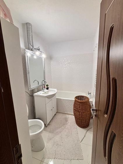 Apartament cu 2 camere nedecomandat în Hașdeu