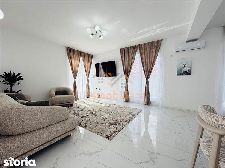 Casă cu 2 camere cu Teren 570 Mp în Sânmartin