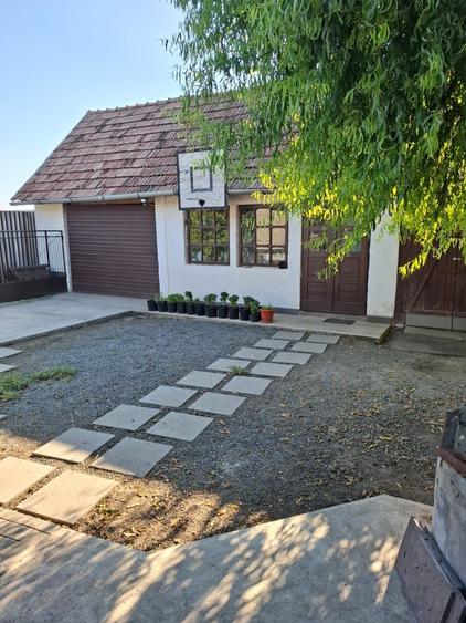 Casă cu 3 camere în Sânpaul