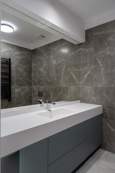 Apartament cu 4 camere semidecomandat în Cotroceni