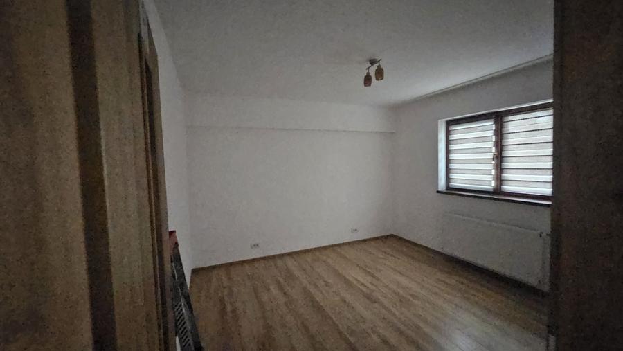 Spațiu comercial, de 120 mp, în Granit