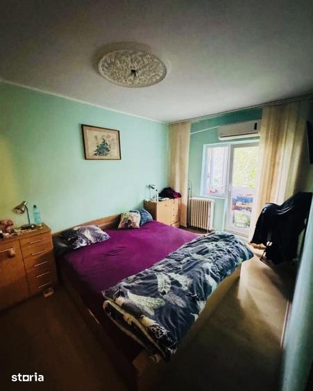 Apartament cu 4 camere decomandat în Micălaca