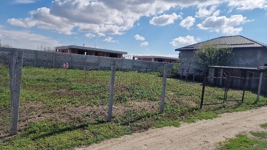 Teren de 400 mp, în Central