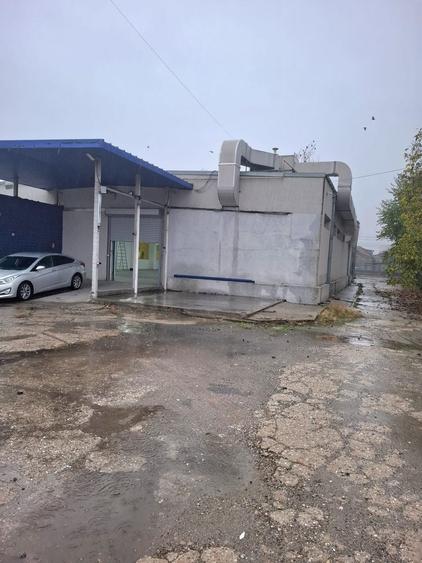 Spațiu industrial, de 800 mp, în Central
