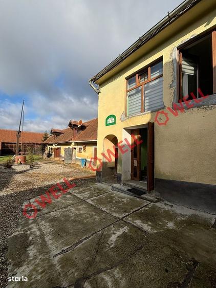 Casă cu 2 camere cu Teren 2819 Mp în Cața
