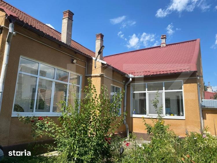 Casă cu 4 camere cu Teren 965 Mp în Central