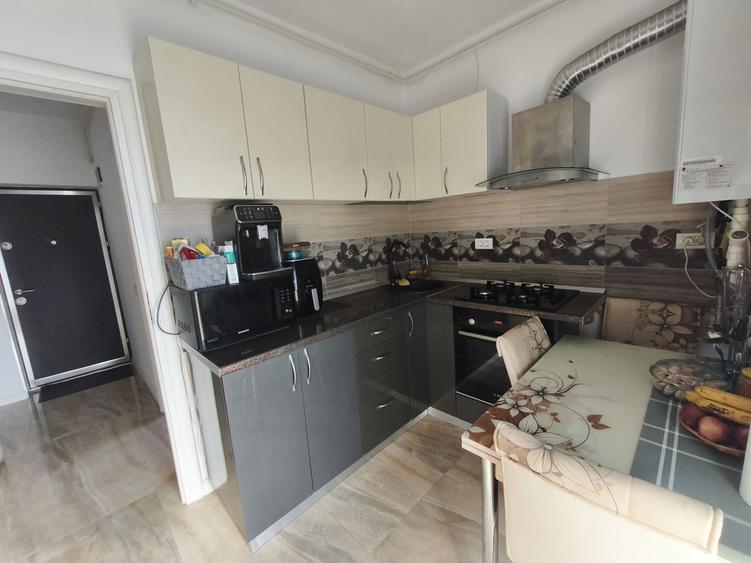 Apartament cu 2 camere decomandat în Rahova