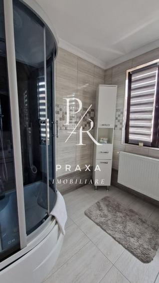 Duplex cu 5 camere cu Canalizare în Florești