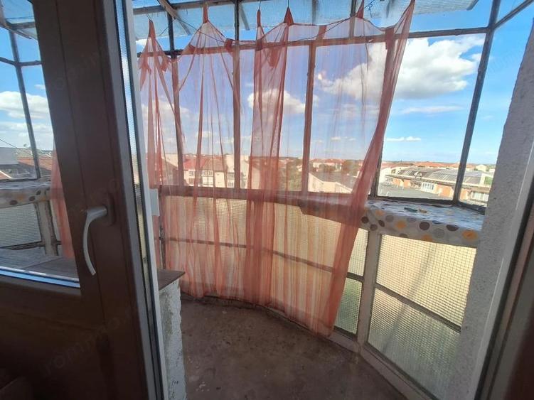 Garsonieră decomandată în Fabric