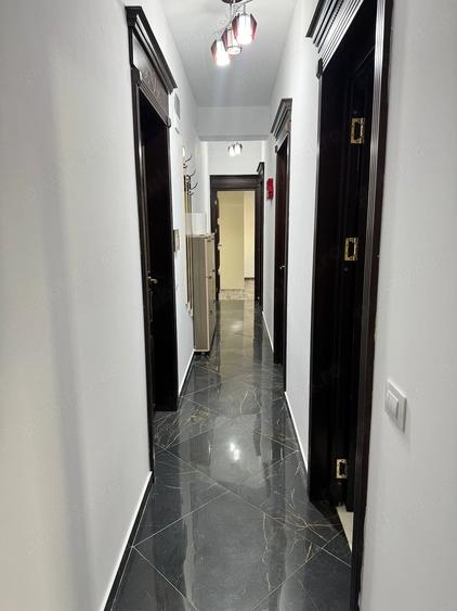 Apartament cu 3 camere decomandat în Moara de Vânt