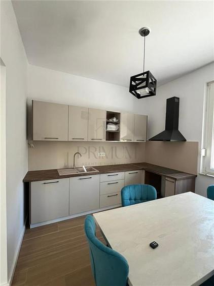Casa - parter cu mansarda - 105 mp utili - toate utilitatiile - 7