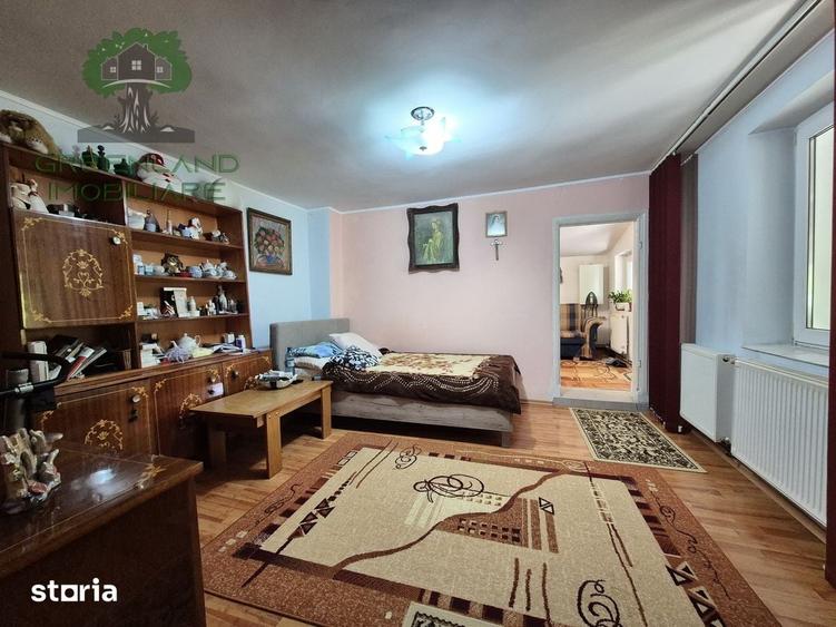 Casă cu 3 camere cu Teren 640 Mp în Bucium