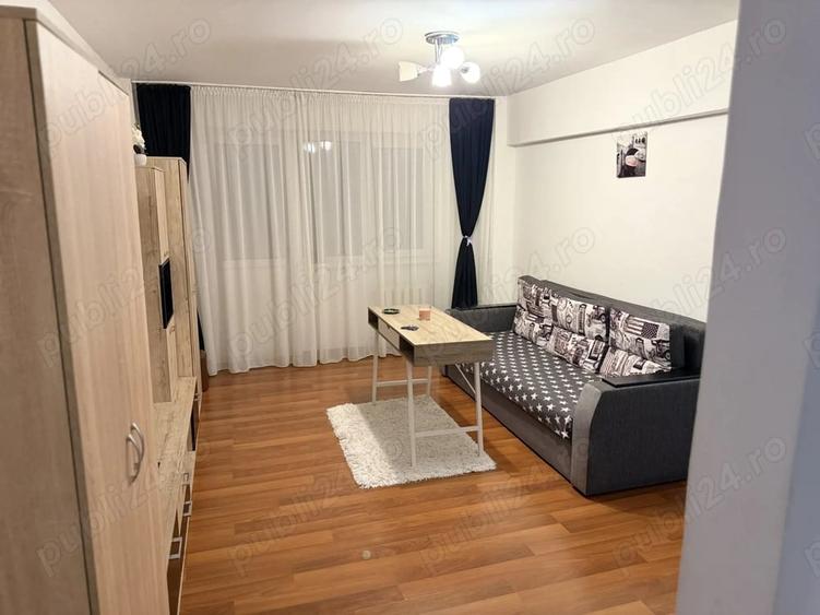 Apartament cu 2 camere nedecomandat în Central