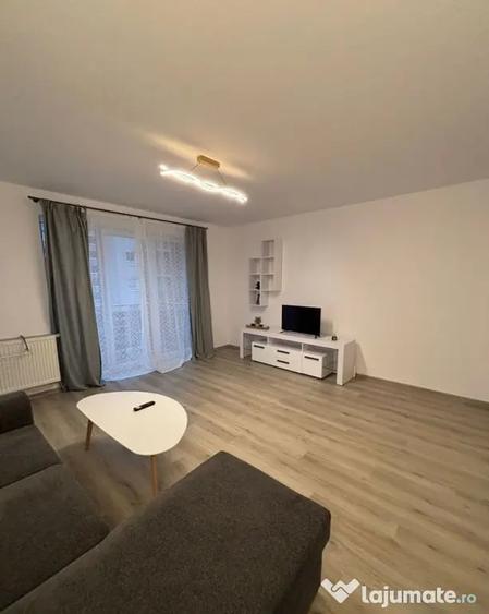 Apartament cu 2 camere decomandat în Avantgarden