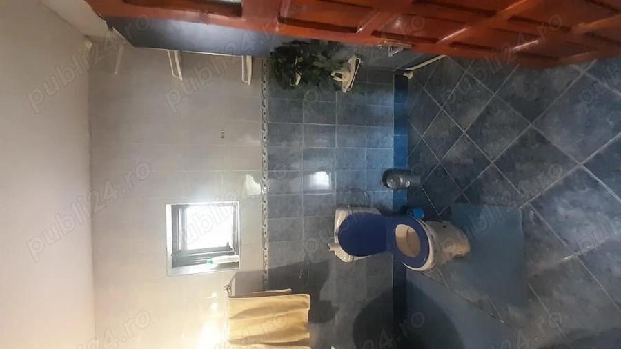 Casă individuală cu 6 camere cu Garaj în Rovine
