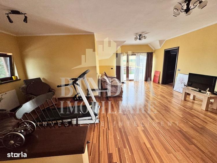 Casă cu 4 camere în Remetea Mică