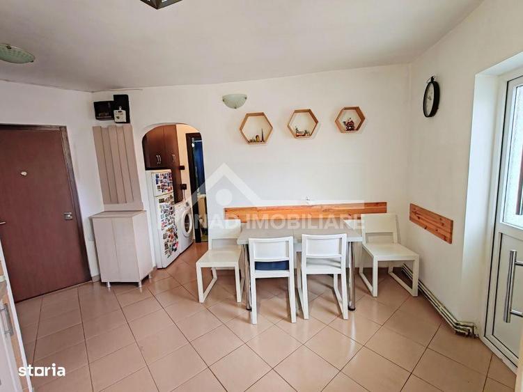 Apartament cu 2 camere, mobilat în Bulgaria