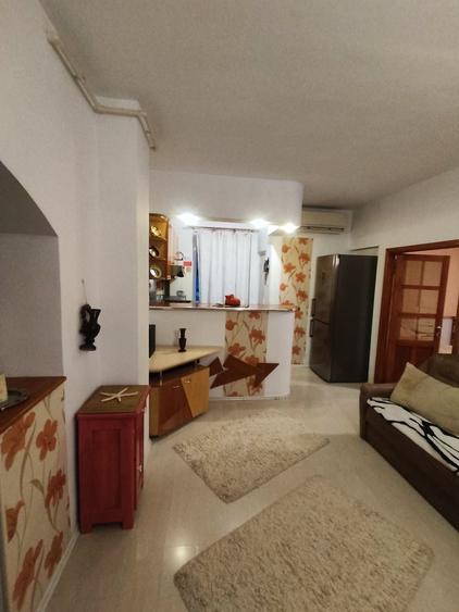 Apartament cu 2 camere semidecomandat în Mărăști