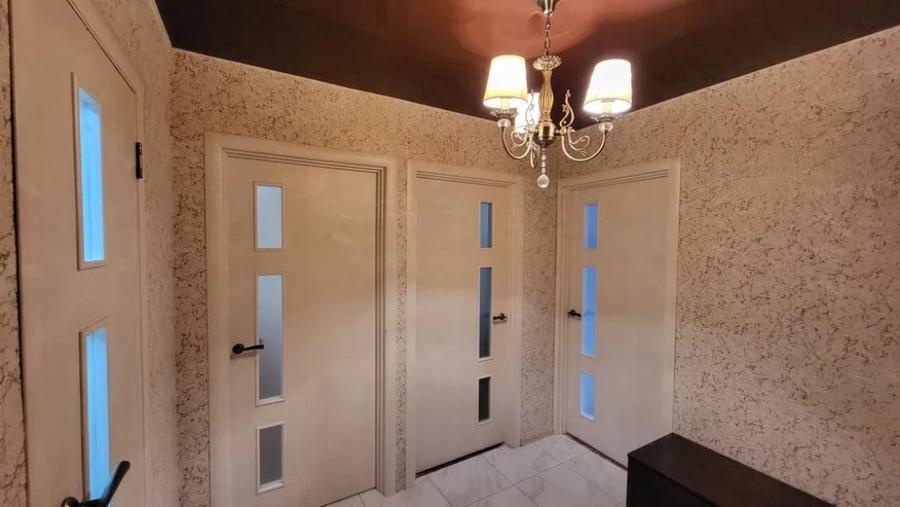 Apartament cu 2 camere decomandat în Mihai Bravu