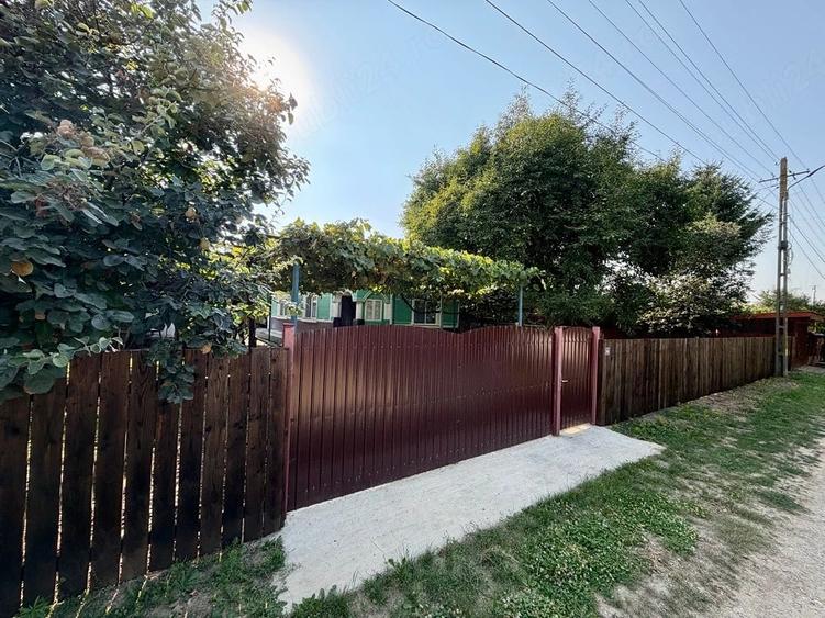 Casă cu Teren 1000 Mp în Filipești