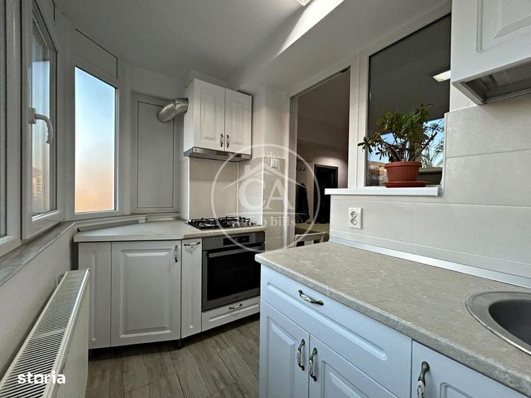Apartament cu 3 camere decomandat în Nufărul
