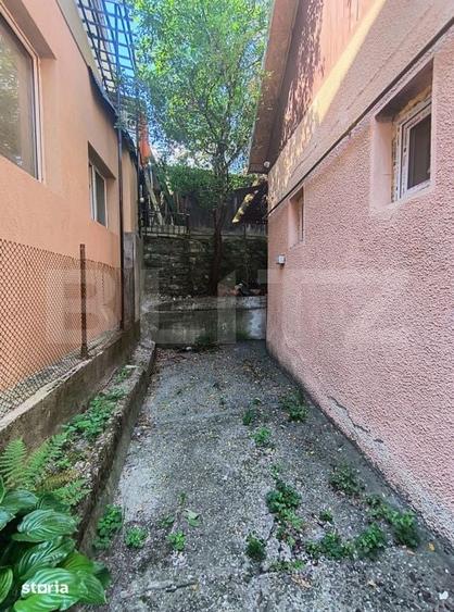 Casă cu 3 camere cu Teren 100 Mp în Central