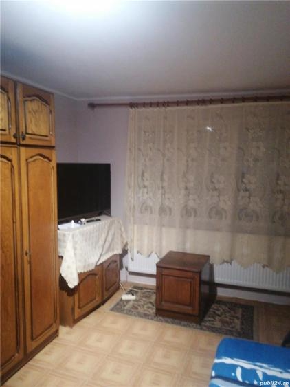 Casă cu 3 camere în Central