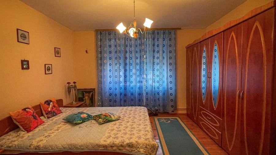 Casă cu 5 camere cu Canalizare în Muncitoresc