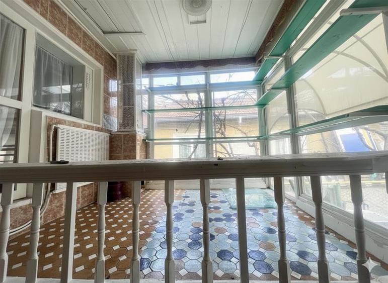 Duplex cu 4 camere cu Teren 250 Mp în Nicolina
