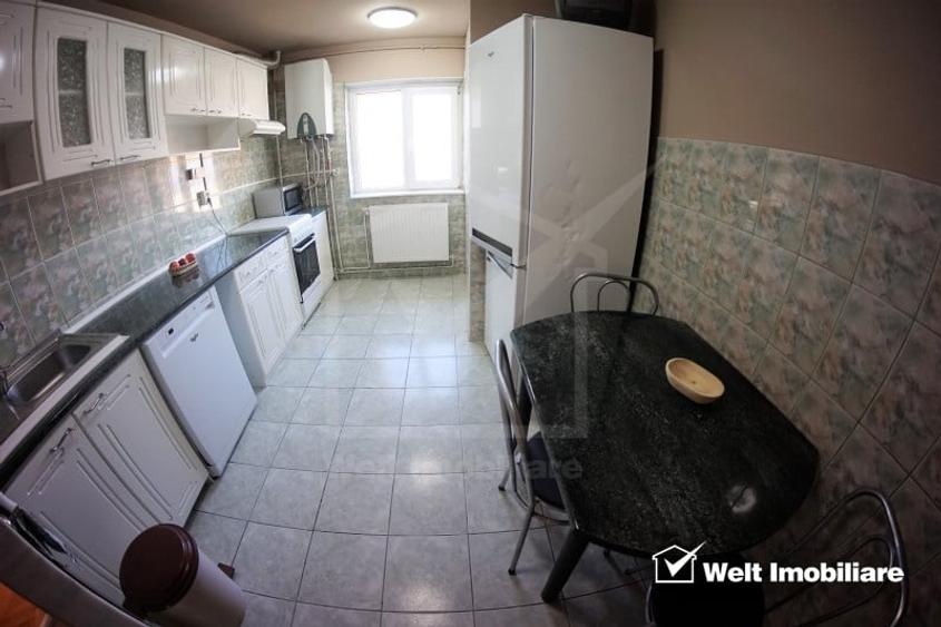 Apartament cu 3 camere decomandat, mobilat în Zorilor