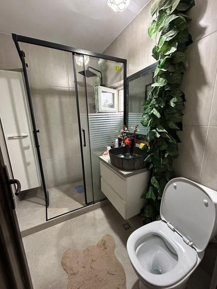 Apartament cu 2 camere semidecomandat în Pantelimon