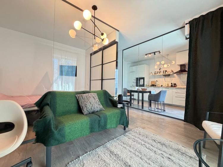Apartament cu 2 camere semidecomandat, mobilat în Pipera